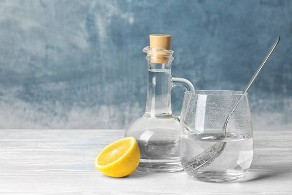 how to make nail polish remover at home using lemon and vinegar